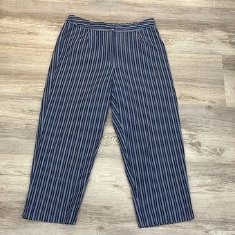 Talbots 2 Tone Blue Striped Lightweight Looser Fit Capri Pants Size 8P -  $13 - From Cheryl