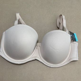 Wacoal Strapless Bra neutral color Size 36C Color is Cream Brand