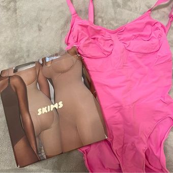 SKIMS Sculpting Bodysuit Brief with Snaps L/XL Neon Orchid Size L - $35 New  With Tags - From Ash