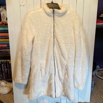 Krass&co G.H. Bass & . Maxi Teddy Jacket White Size M Size M - $65 - From  Danielle