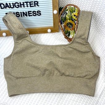 NWOT Essentials Bra Womens XS Beige Sports Bra NWOT - $10 - From  Amanadyunique