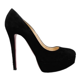 Black suede heels round clearance toe