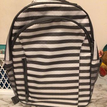 31 hostess exclusive backpack