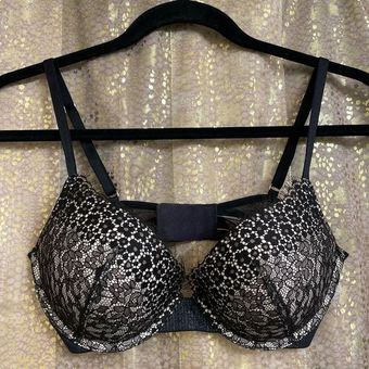 Victoria's Secret Black Cream Floral Lace Metallic Push Up Bra 34C NWOT  Size undefined - $28 - From Jessica