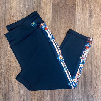 FILA Sport Midrise Capri Leggings Blue Size L - $18 (55% Off Retail) - From  JunkDrawer