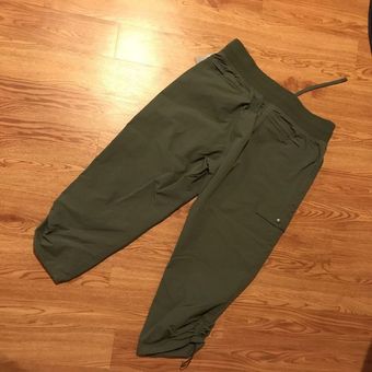 Eddie Bauer Pants Womens Large Green Cruise Capri Travel Hiking Nylon  Stretch M - $27 New With Tags - From Corinne