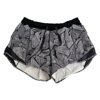 Lululemon Athletica Black White Hotty Hot Shorts Dottie Tribe Size 6