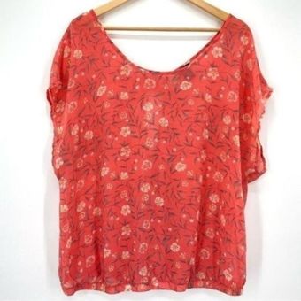 torrid, Tops, Torrid Size 4 Peach Floral Top