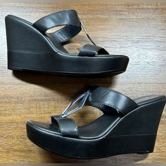 Bcbg black store wedges