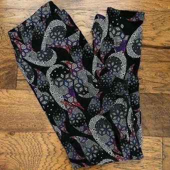 LuLaRoe TC Black Background Large Grey & Colored Teardrop