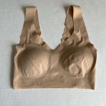 Hanes invisible seamless wirelesss bra nude size small Tan - $15