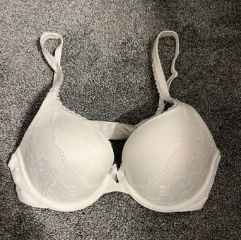 Victoria's Secret body by Victoria bra