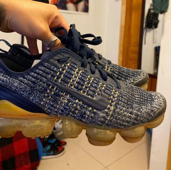 size 4 vapormax