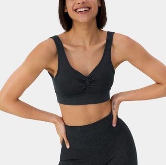 Halara Seamless Flow Medium Support Ruched Yoga Sports Bra Size Small NWT -  $23 New With Tags - From Robin