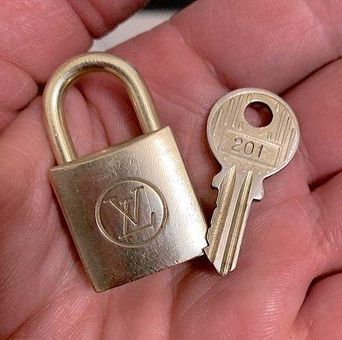 LV MONOGRAM LOUIS Vuitton PadLock Lock & 2 Key Brass Old Gold