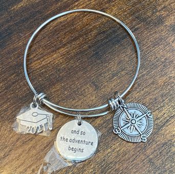 Graduation charm bracelet 2021 deals