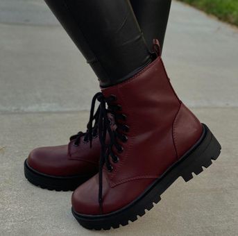 Burgundy sales combat boots