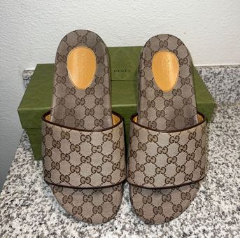 Gucci Men s GG canvas slides sandals Tan Size 10 350 39 Off