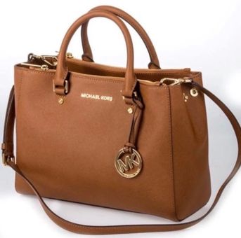 Michael Kors Purse Tan - $80 (68% Off Retail) - From Jess