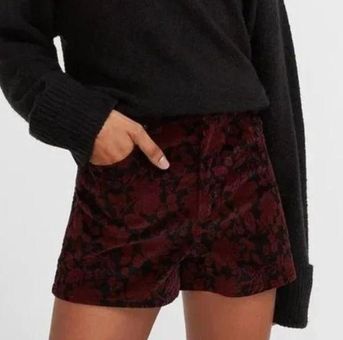 EXPRESS Black & Red Floral Velvet Midi High Rise Shorts 00 - $30