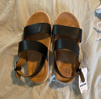 Time Tru black platform sandals Size 7 10 50 Off Retail New