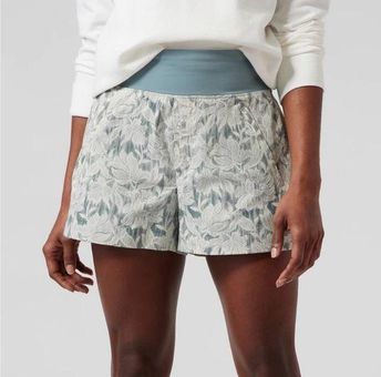 Athleta Trekkie North Skort