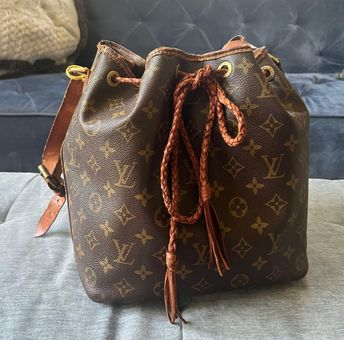 Louis Vuitton LV Purse Brown - $300 (70% Off Retail) - From Hannah