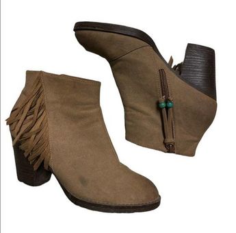 Ariat 2024 fringe booties