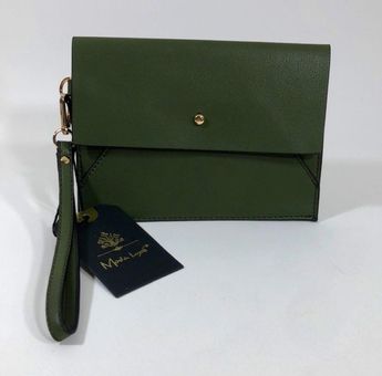 Moda Luxe clutch size Meduim Green - $23 - From Beauty