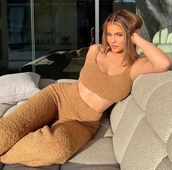 SKIMS cozy jogger camel fluffy loungewear trackies kim kardashian