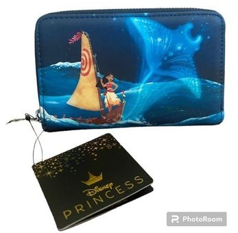 Lounge Fly Disney Moana Maui's Fish Hook & Gramma Tala Stingray Small Zip  Wallet - $55 New With Tags - From Joanna