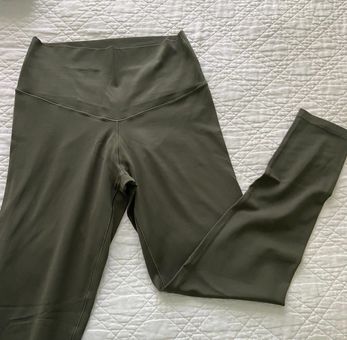 Aerie Offline Real Me Leggings Green Size M - $17 (66% Off Retail) - From  Kaitlyn