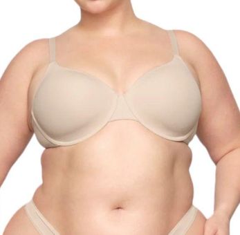 SKIMS Fits Everybody T-Shirt Bra Molded Demi Coverage Sand nwot size 40 H -  $23 - From Marissa