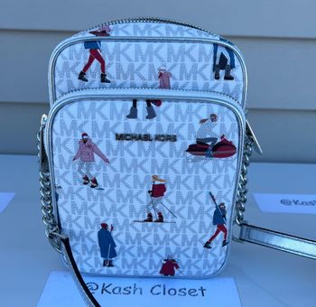 Michael Kors Bags | Michael Kors Jet Set Phone Crossbody | Color: White | Size: Os | Thanhthuy2401's Closet