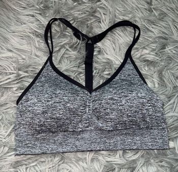 Yogalicious sport bra - $36 - From SendMe