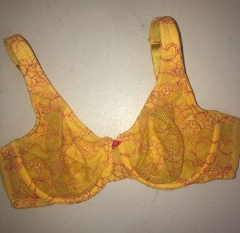 Cacique yellow pink underwired bra size:40C Size undefined - $16