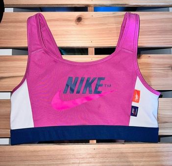 Nike Swoosh Medium-Support Women's Padded Monogram Sports Bra. Nike VN