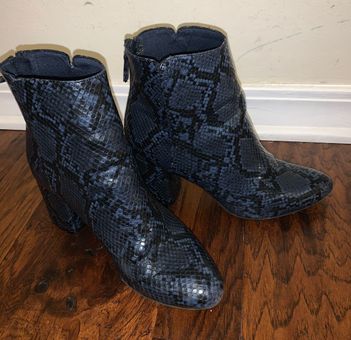 snakeskin booties old navy