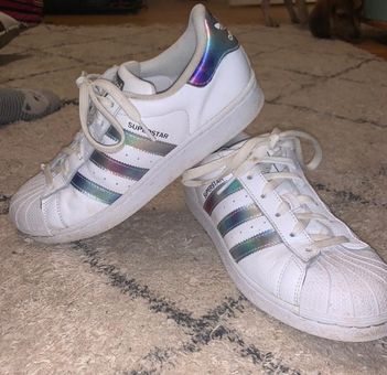 palo Pasado cuero Adidas Superstar Holographic White Size 8 - $15 (78% Off Retail) - From  Brandy