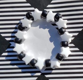 Handmade Black and White Star Kandi Bracelet - $3 - From Chavi