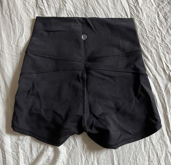 Align high-rise shorts - 2