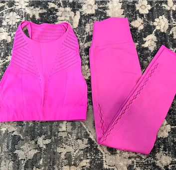 Fabletics pink sculptknit leggings