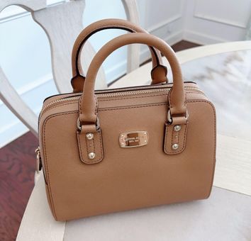 Michael kors crossbody leather handbag brown new with tag