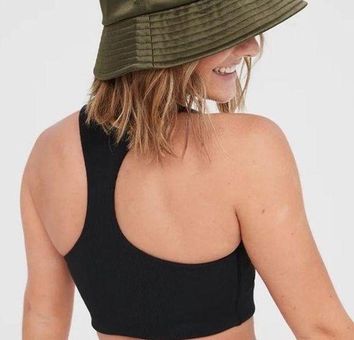 Ribbed stretch sports bra