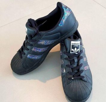 Largo años Tumor maligno Adidas Superstar Black Mermaid/Iridescent Snake Sneakers Size 6.5 - $44  (50% Off Retail) - From Aimee