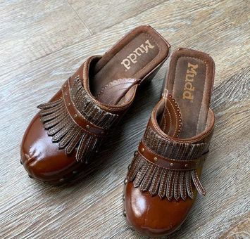 Mudd Retro Y2K Vintage 90s Fringe Leather Cognac Brown Clog