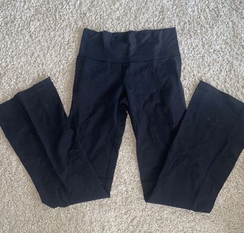 Lululemon Flare Leggings Black Size 8 - $25 - From molly