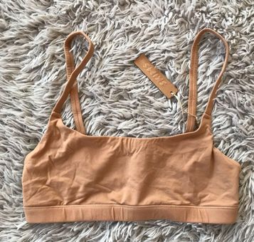 SKIMS Fits Everybody Scoop Neck Bra in Ochre XS - $45 New With