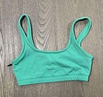 Aritzia NWOT Artizia TnAction TnaLIFE Mini Bra Top Bright Green