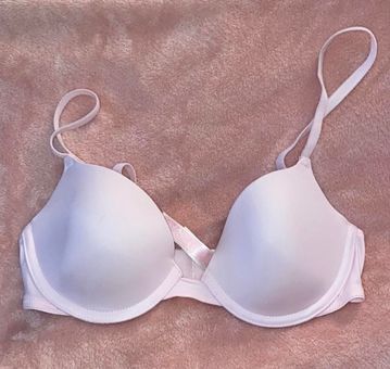 Victoria's Secret Light Pink Bra. Size 32B - $12 (52% Off Retail) - From  Ellen